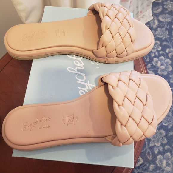 Seychelles slides - Picture 7 of 7